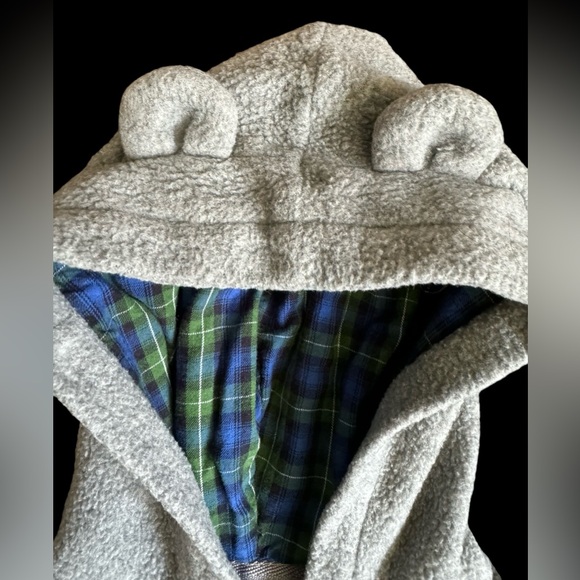 Fleece 3/4 zip with Hood and Embroidered Moose 🫎 - Picture 3 of 4